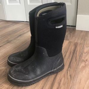 Classic bogs Boots Sz Youth 4 Black winter -30